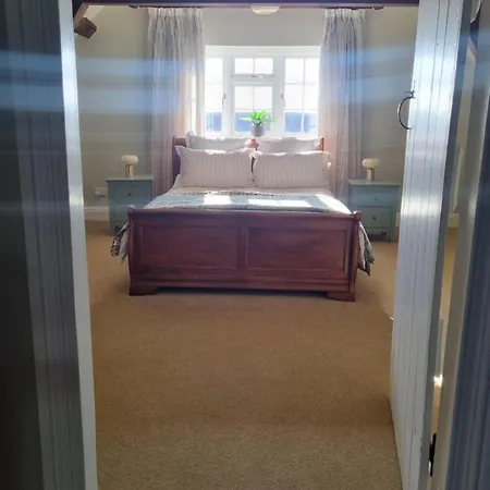 Lower Hollin- Suite With Countryside Views Within A Private Home Rock  Exterior photo