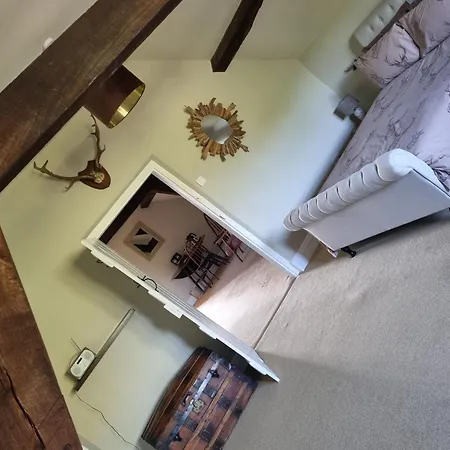 Lower Hollin- Suite With Countryside Views Within A Private Home Rock  Exterior photo