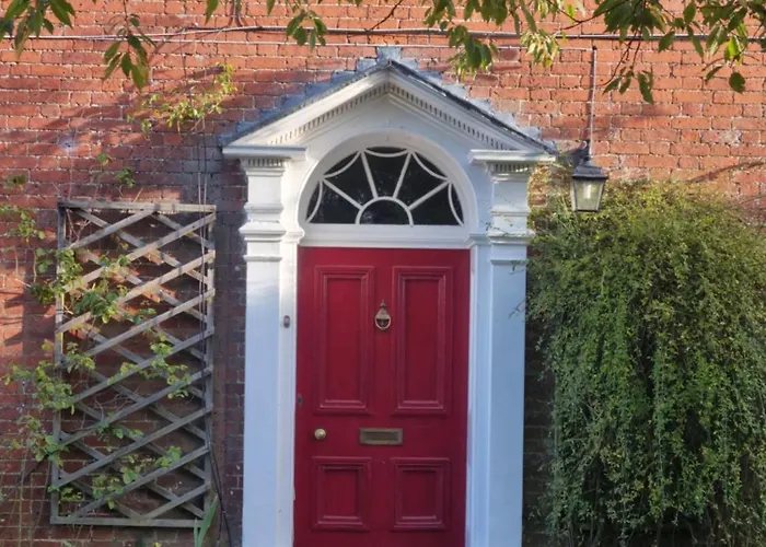 Lower Hollin- Suite With Countryside Views Within A Private Home