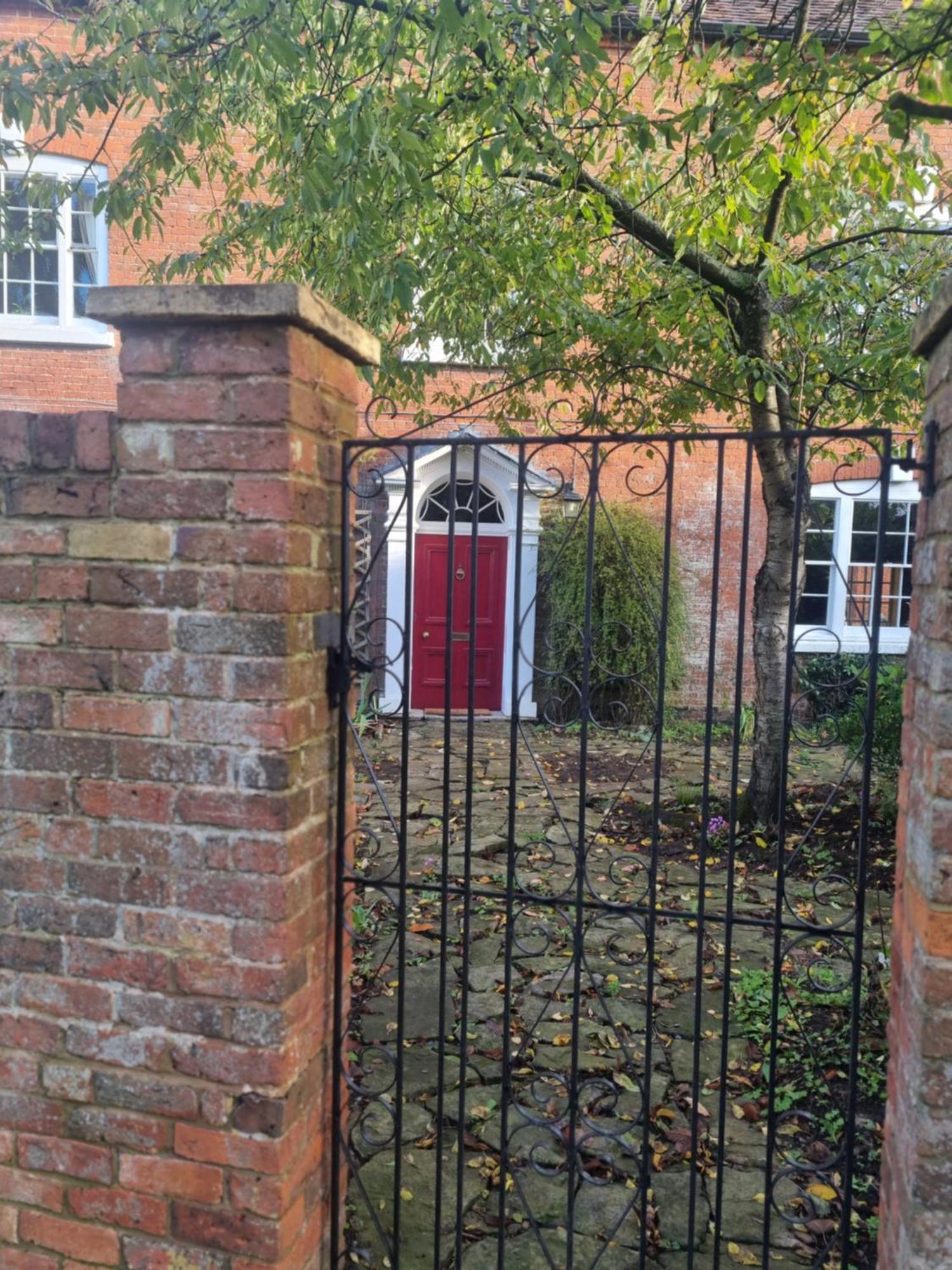 Lower Hollin- With Countryside Views Within A Private Rock (Worcestershire)